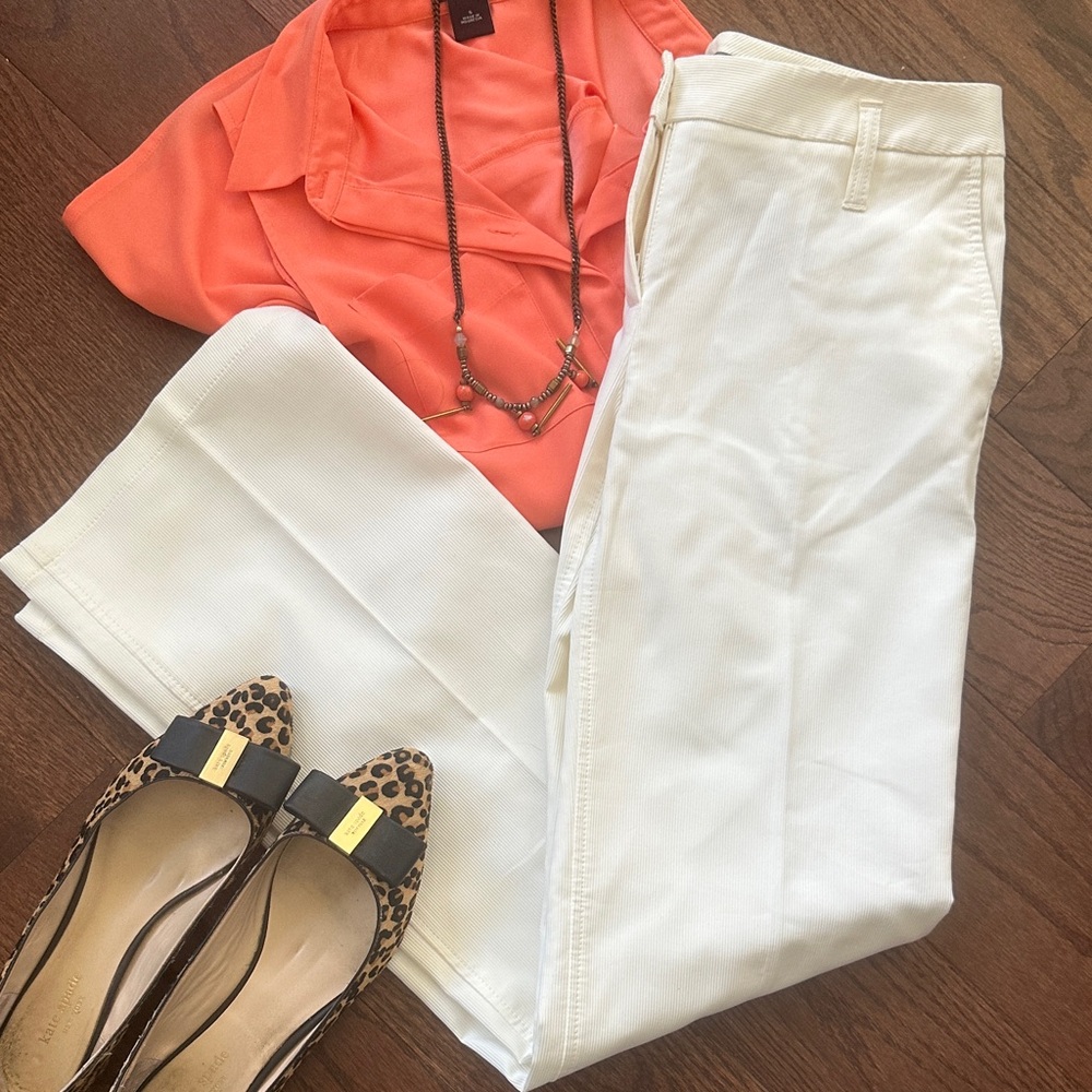 Ann Taylor Winter White Women's Pants - Size 2